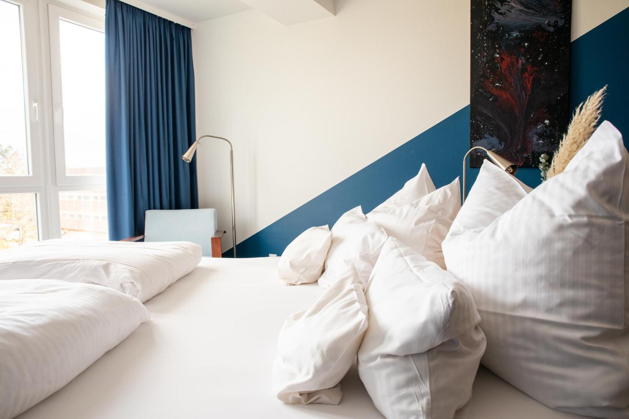 Mein Schlosshotel Хойзенщам Екстериор снимка